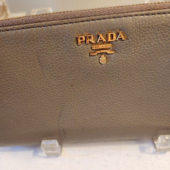 Gray Leather Prada Continental Zip Around Wallet (2303146) - Picture 2 of 11